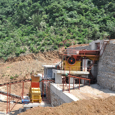 環(huán)保型時產(chǎn)150噸碎石機