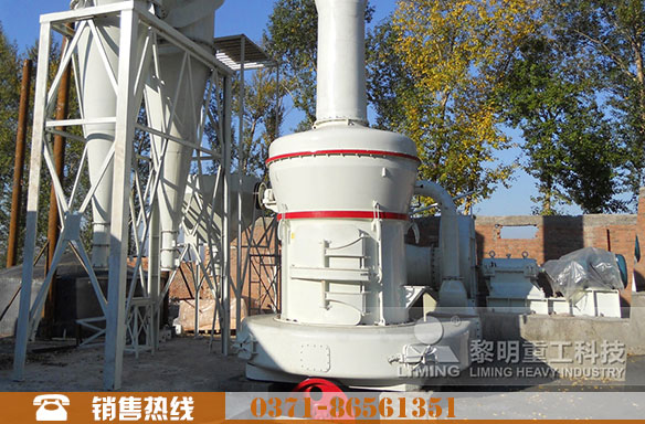 膩子粉加工生產(chǎn)線現(xiàn)場